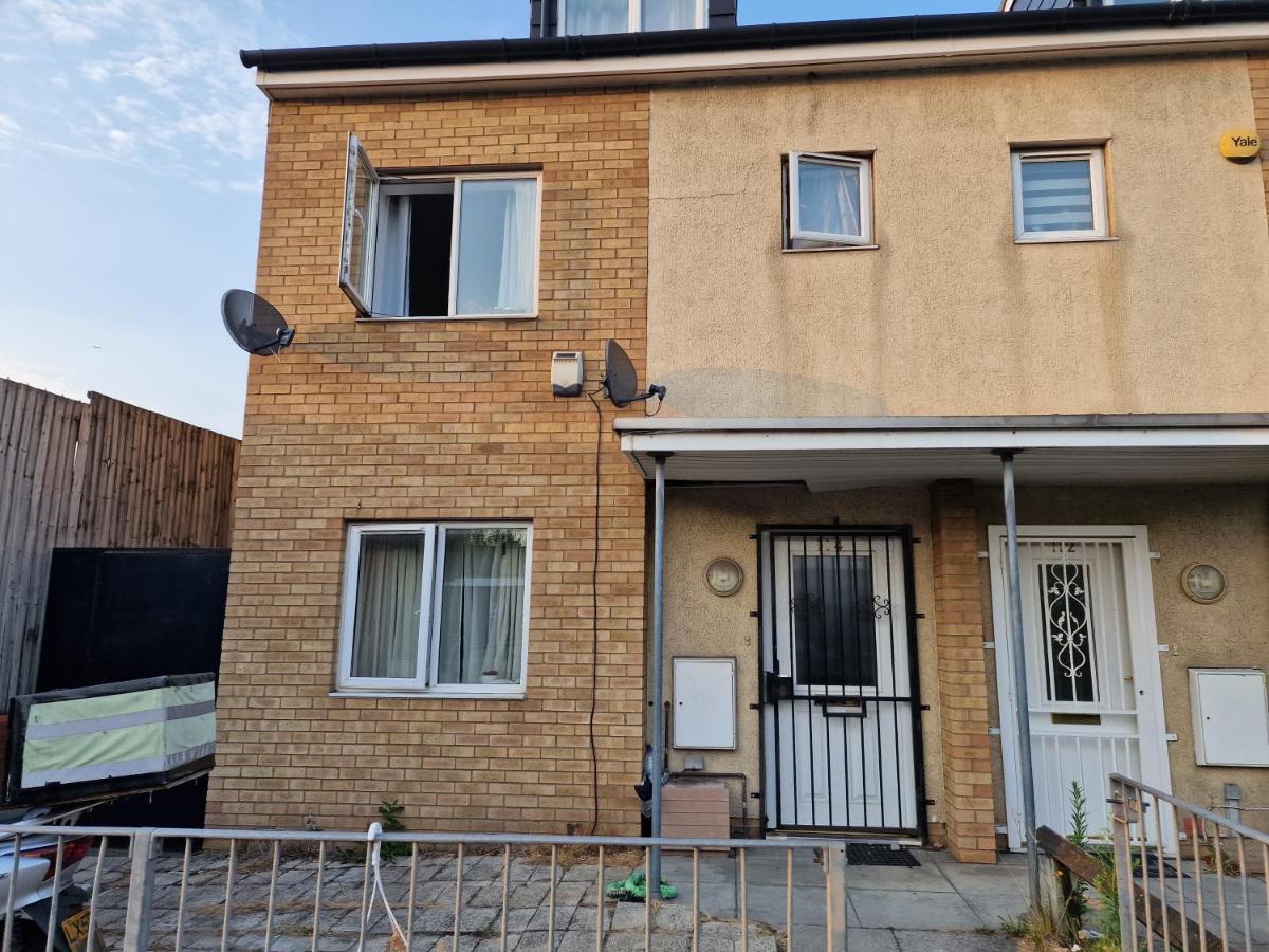 לונדון Mile End Budget Guesthouse מראה חיצוני תמונה